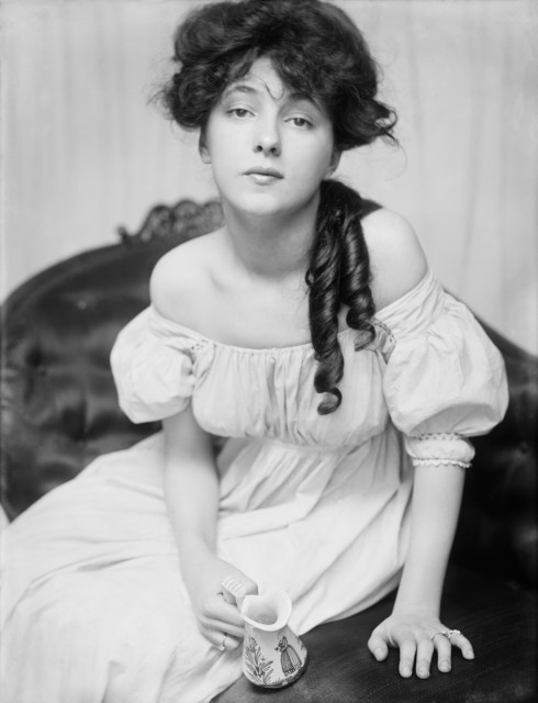 Evelyn Nesbit, ca. 1900
