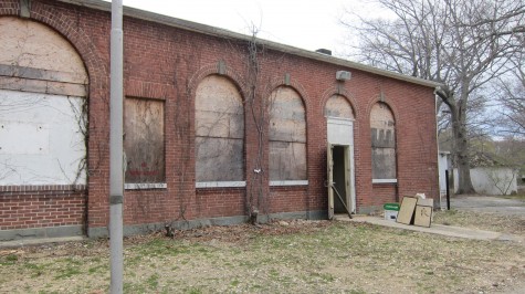 Outside Wardenclyffe main building Outside Wardenclyffe main building